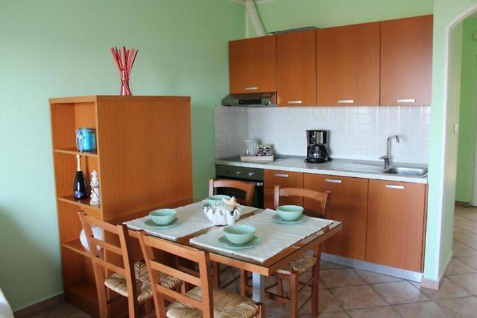 Apartments Ficur With Swimming Pool & Grill, Portoroz Exterior foto